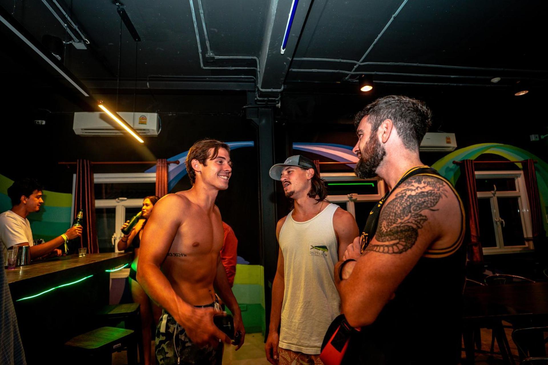 Mad Monkey Chiang Mai Hostel — Photos 3